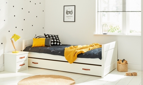 Ledikant met slaaplade van de kinderslaapkamer en tienerslaapkamer collectie van Coolkids meubelen.