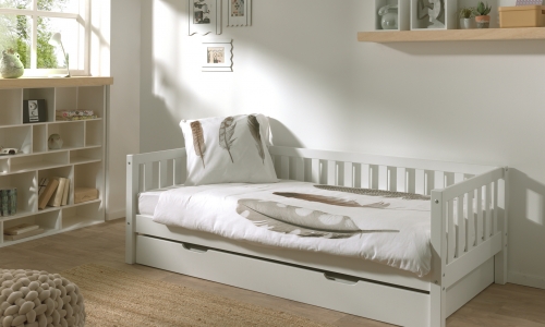 Bedbank fritz met slaapladen in massief grenen wit gelakt