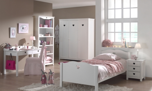 Model Amoti met 3-deurs kledingkast van kinderkamer en tienerkamer vipack